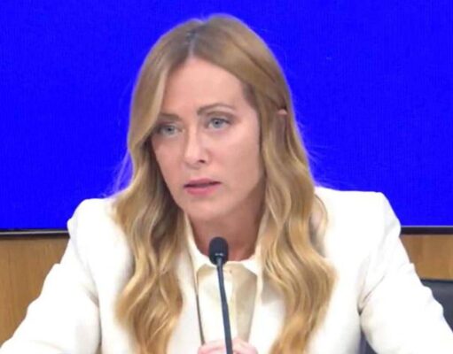 Manovra, ok Cdm a legge bilancio da 26 miliardi. Meloni: “Lavoro di squadra, avanti con determinazione”