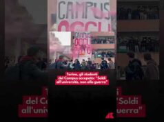 Torino, gli studenti del Campus occupato: “Soldi all’università, non alla guerra”