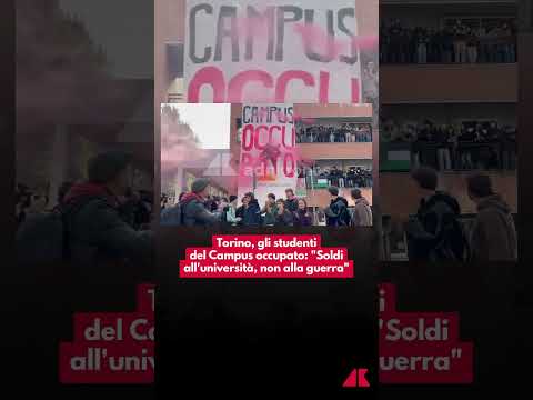 Torino, gli studenti del Campus occupato: “Soldi all’università, non alla guerra”